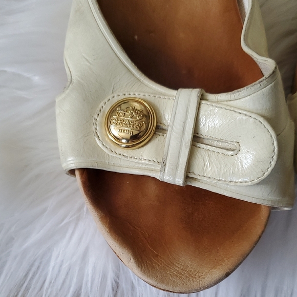 Vtg Coach Off White Cream   Mules with Wooden Bottom  Sz 8 - Picture 15 of 16